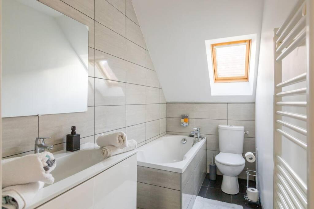 Grand Confort, Appartement Osny מראה חיצוני תמונה
